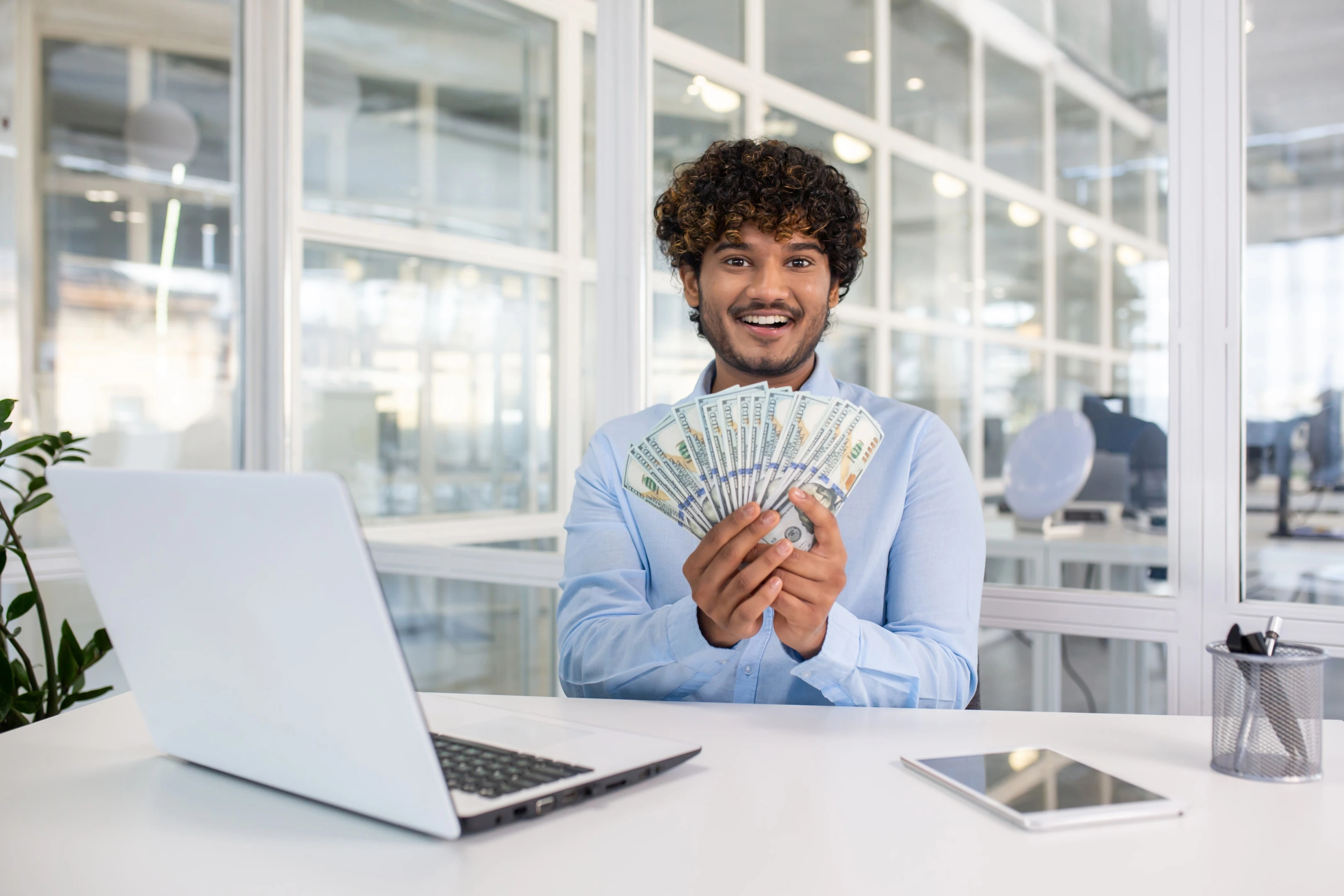 Author Earnings